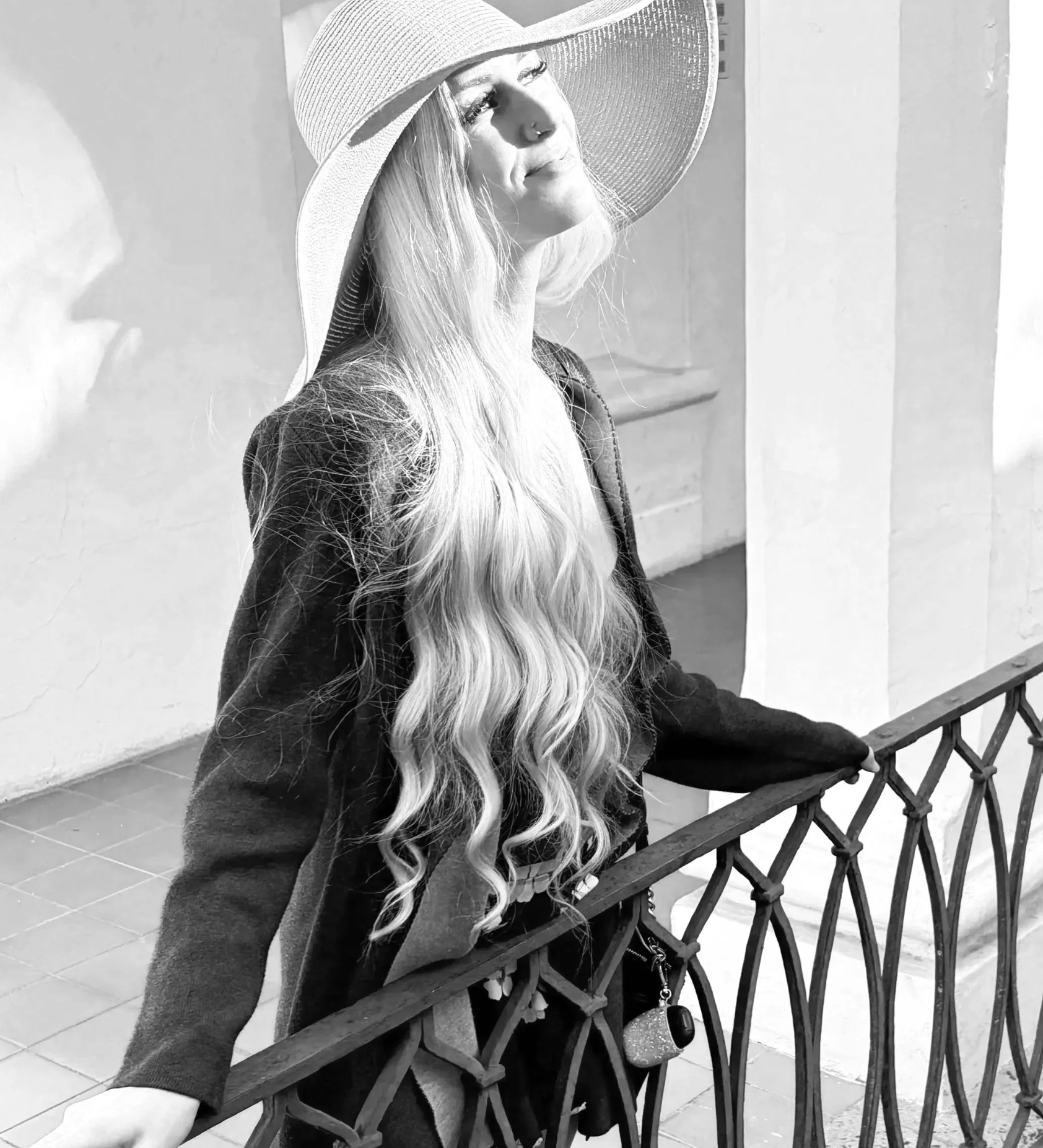 Portrait of Sarah Cushing, founder of Liminal Bloom Counselling and Consulting